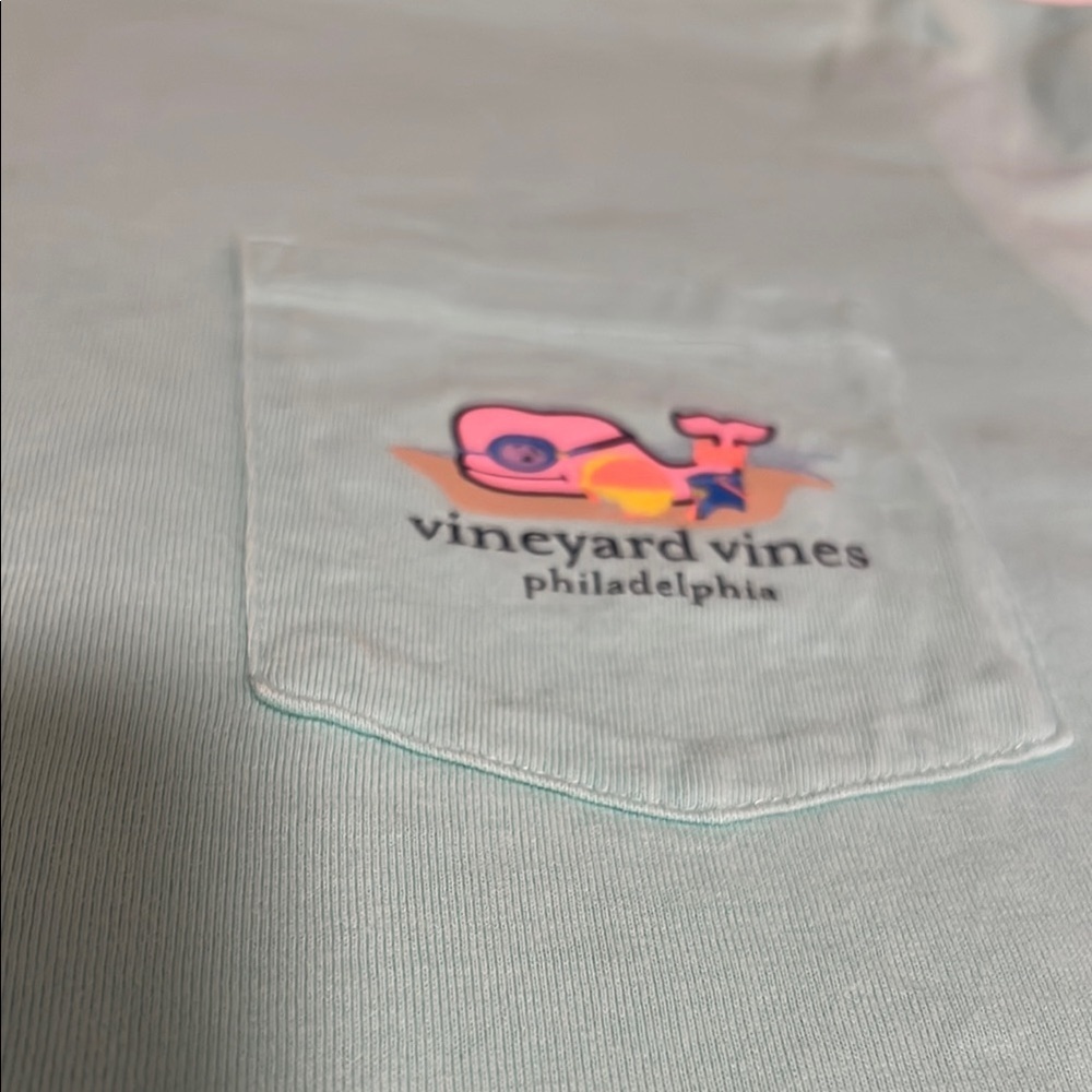 Vineyard vines, T-shirt, child’s large.